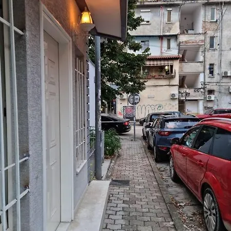 Cozzy Apartment